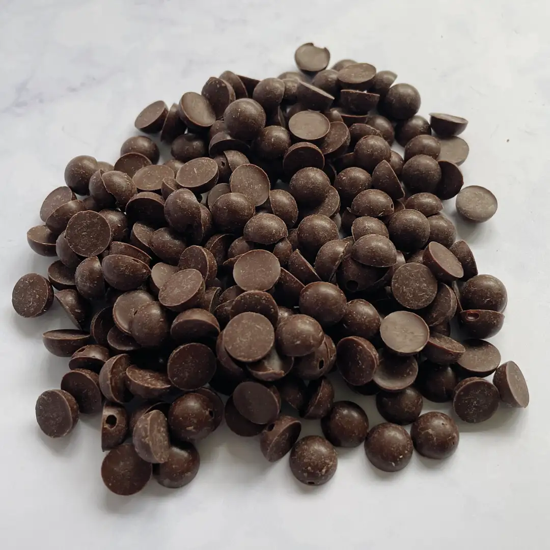 dark-chips close up